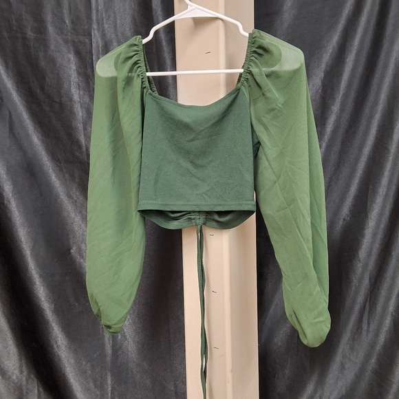 SHEIN Green Long Sleeve Crop Top W/ See Throgh Matetial On Arms - Picture 4 of 8